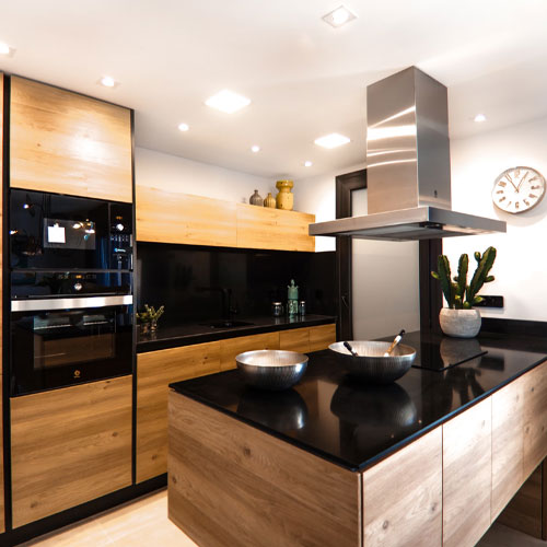 Mobiliario de cocina de Totcocina. Muebles con acabados en madera